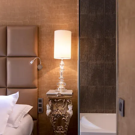 Glamour 3* Paris